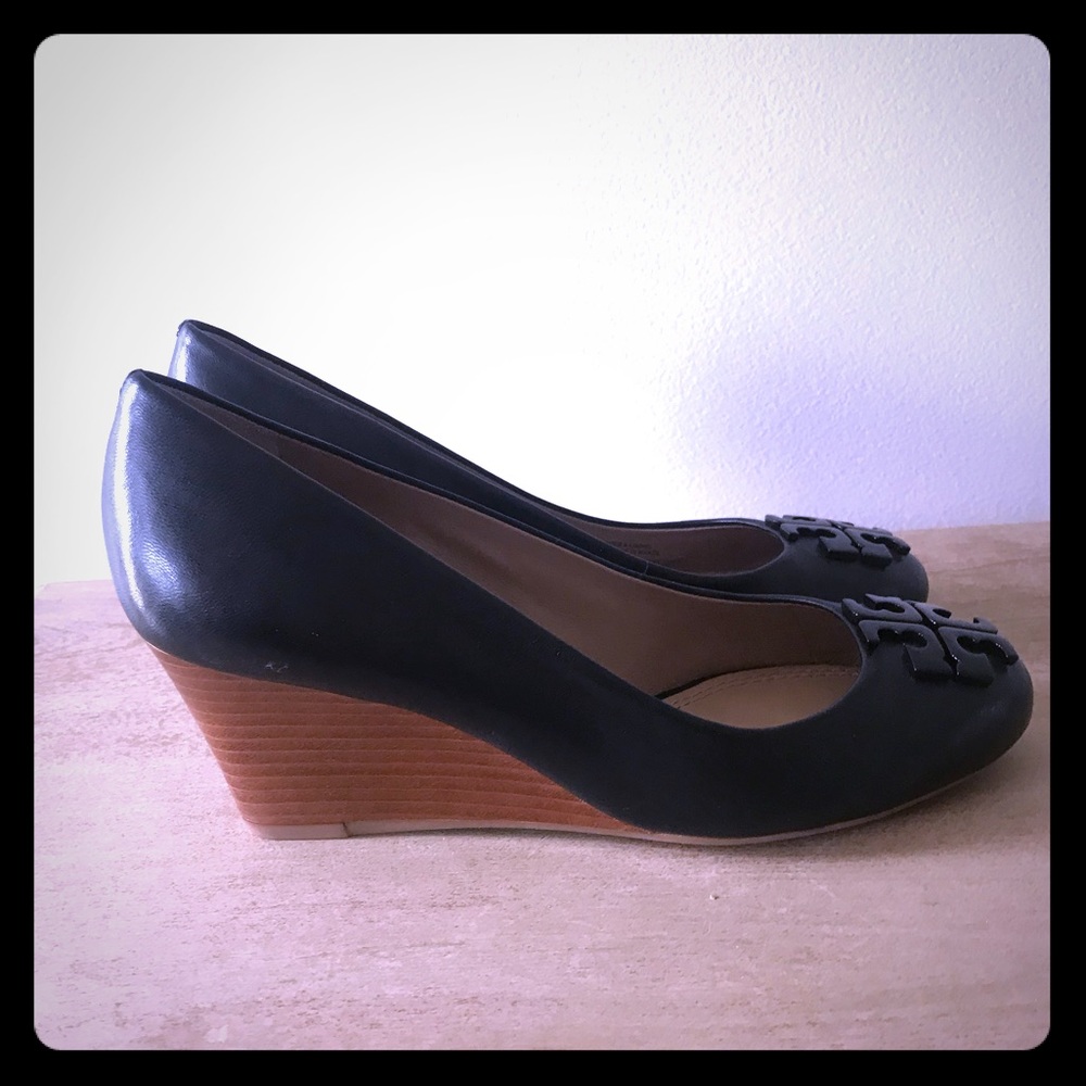 NWOB Tory Burch Black Leather Wedges